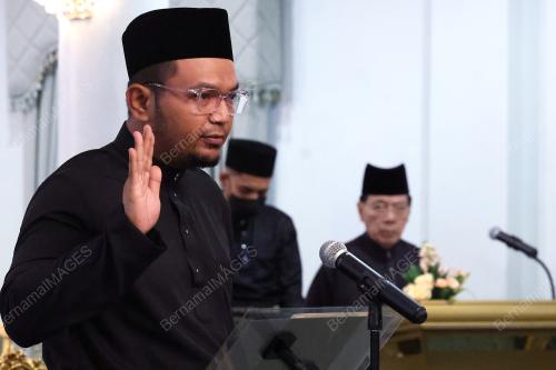 WAN ZIKRI AFTHAR ISHAK