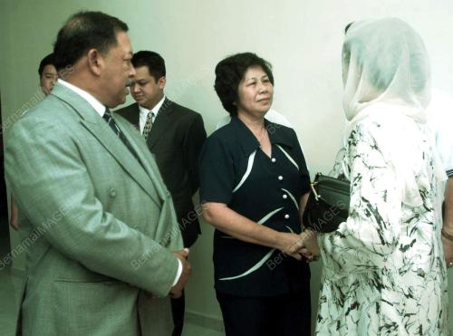 PR03_17022016_AGONG_LAWAT