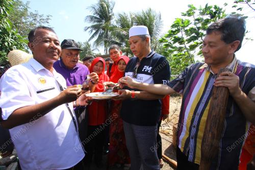 PR03_17032011_ANNUAR_MUSA