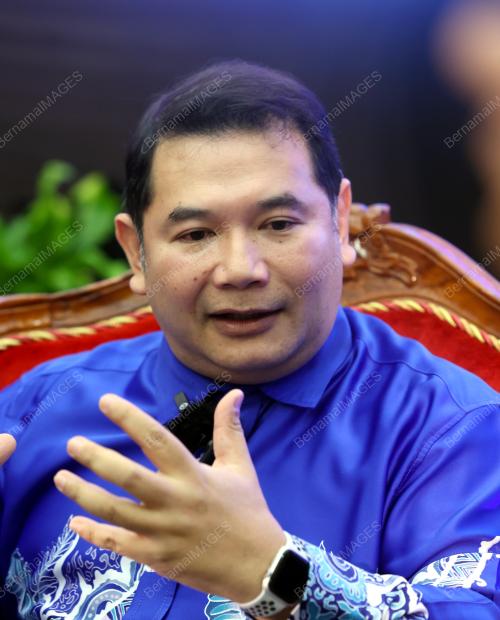 RAFIZI RAMLI