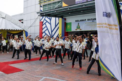 TUANKU SYED FAIZUDDIN PUTRA JAMALULLAIL