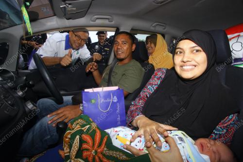 PR03_22062017_AZLAN_MAN_BN201706217720