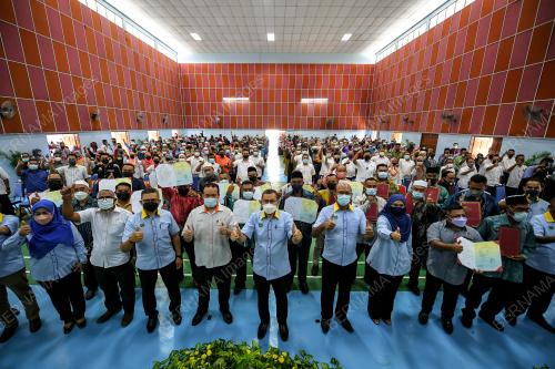 DATUK SERI AZLAN MAN
