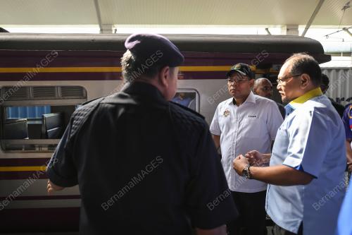DATUK SERI SAIFUDDIN NASUTION ISMAIL