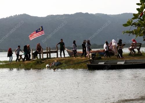RIADAH DI TASIK TIMAH TASOH