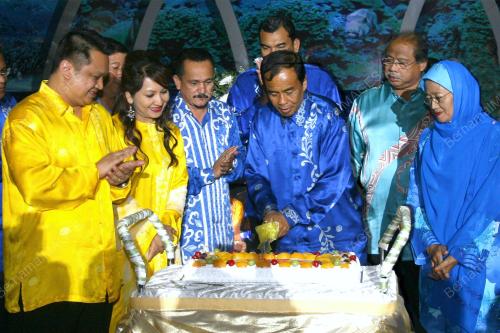 TUANKU SYED FAIZUDDIN PUTRA JAMALULLAIL
