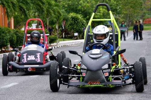 PR03_26092012_KERETA_LUMBA