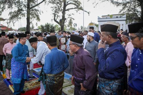 TUANKU SYED FAIZUDDIN PUTRA JAMALULLAIL