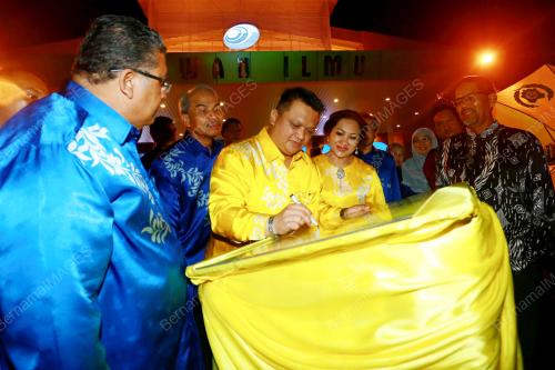PR03_27092014_SANTAPAN_MALAM