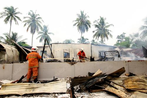 PR03_28082013_KEBAKARAN_RUMAH
