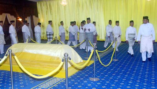 DR MD ISA SABU