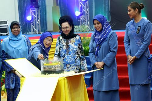 RAJA ZARITH SOFIAH