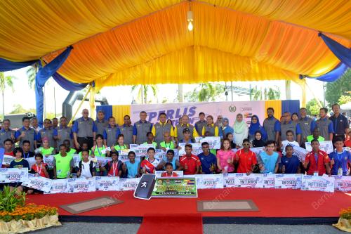 PR03_29042017_PERLIS_MARATHON_BN201704291908