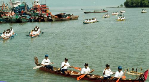 PR04-28_07_2001_PERAHU_28012016