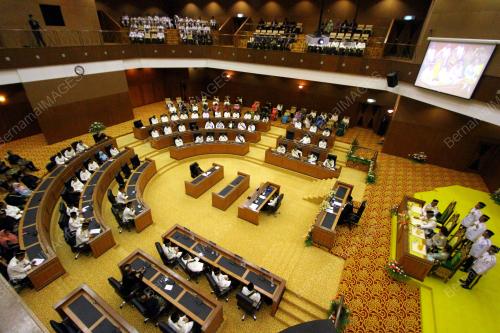 PR04_01082017_SIDANG_DUN_BN201707311398
