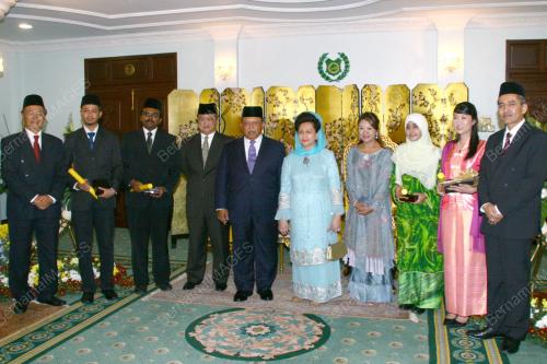 TUANKU SYED SIRAJUDDIN PUTRA JAMALULLAIL