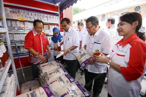 PR04_03042012_AHMAD_MASLAN