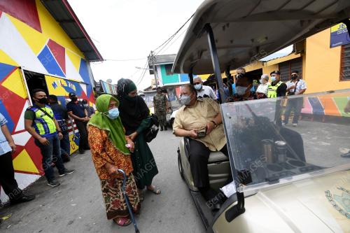 TUANKU SYED SIRAJUDDIN PUTRA JAMALULLAIL