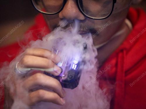 ROKOK_ELEKTRONÄ degreesK