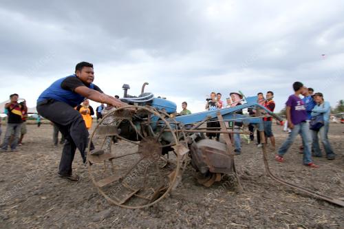 PR04_08032015_ANGIN_TIMUR