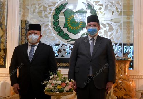 TUANKU SYED SIRAJUDDIN PUTRA JAMALULLAIL