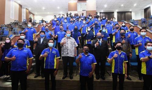 DATUK SAIFUDDIN ABDULLAH