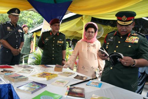 TUANKU SYED SIRAJUDDIN PUTRA JAMALULLAIL