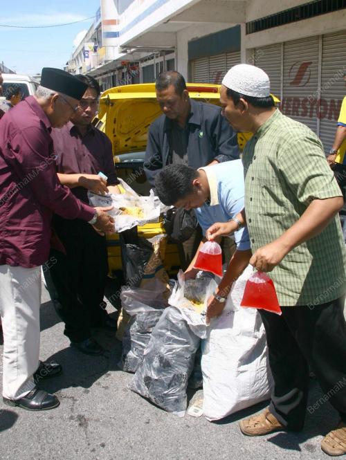 SUHAIMI AHMAD