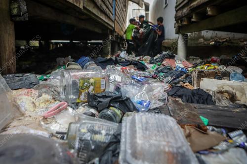 SAMPAH HANYUT