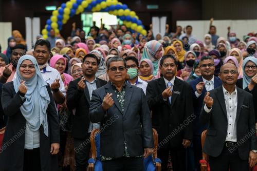 DATUK AARON AGO DAGANG
