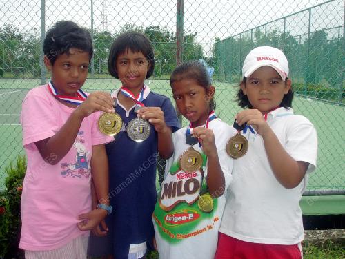 JUARA TENIS REMAJA