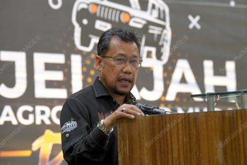 DATUK CHE ABDULLAH MAT NAWI