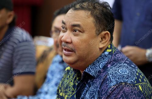 DATUK AZMAN ABIDIN
