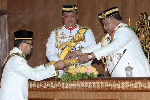 PR04_15082011_SIDANG_DUN