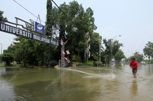 PR04_15092018_PERLIS_BANJIR