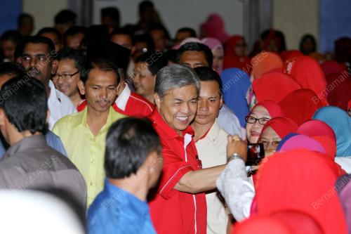 PR04_15102003_ZAHID_HAMIDI