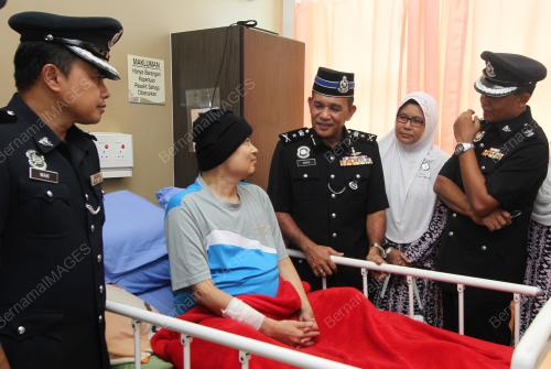 PR04_16042008_POLIS_HOSPITAL
