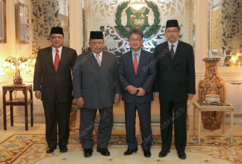 PR04_16042013_ISTANA_ARAU