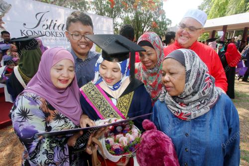 PR04_16052010_KONVO_UITM