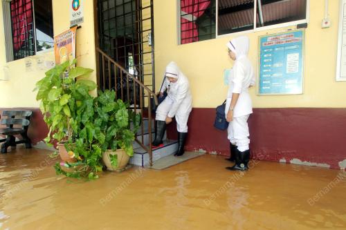 PR04_16092008_PERLIS_BANJIR