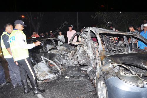 MAYAT RENTUNG DALAM KEMALANGAN