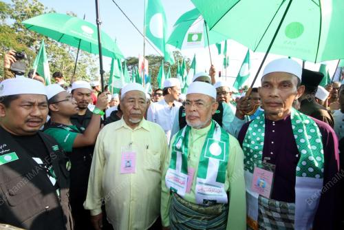PR04_20042012_PERLIS_CALON
