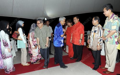 PR04_20102012_RAJA_SALAM