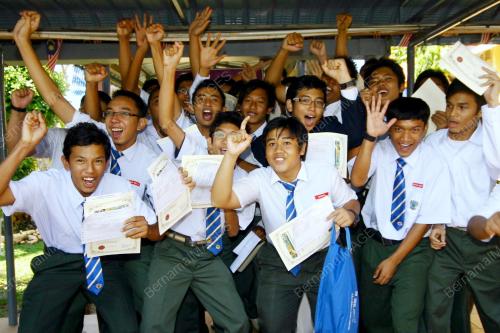 KEPUTUSAN PMR