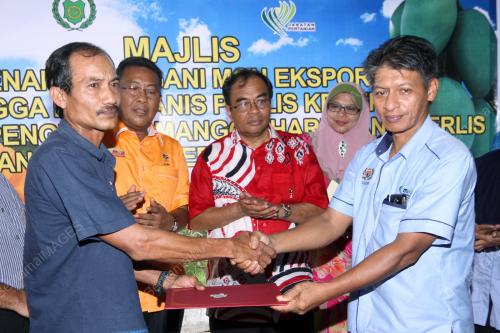 PR04_25042013_HARI_PELADANG
