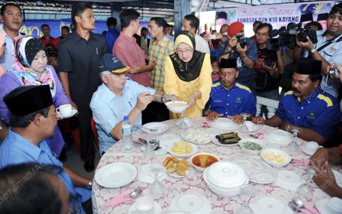 PR04_27012012_PM_JAMUAN