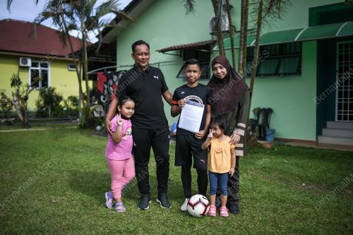 BIASISWA SUKAN BOLA SEPAK
