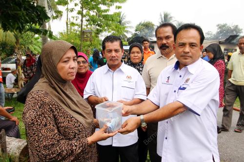 PR04_28082013_KEBAKARAN_RUMAH