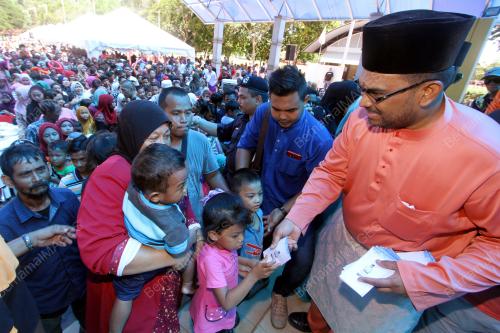 PR04_30062018_DUIT_RAYA