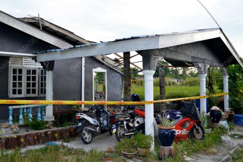 PR05_09082012_LETUPAN_GAS